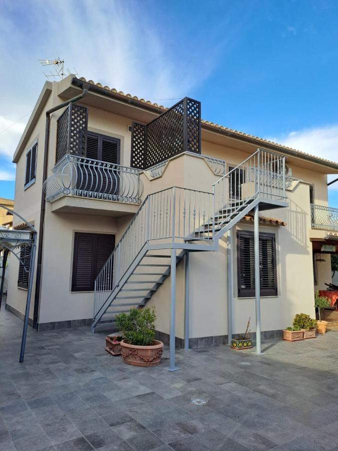 Casa Vacanze Villa Eolo アグリジェント エクステリア 写真